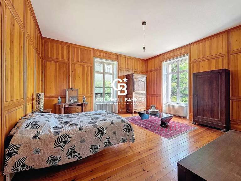 Château Talmont-Saint-Hilaire - 12 chambres - 700m²