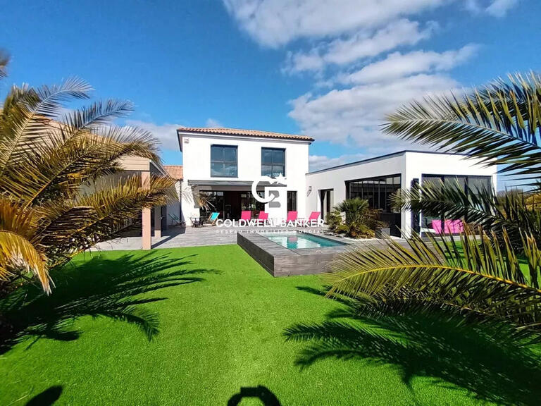 Maison Talmont-Saint-Hilaire - 4 chambres - 180m²