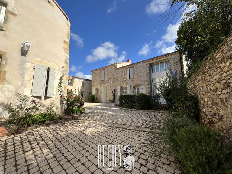 House Talmont-Saint-Hilaire - 7 bedrooms