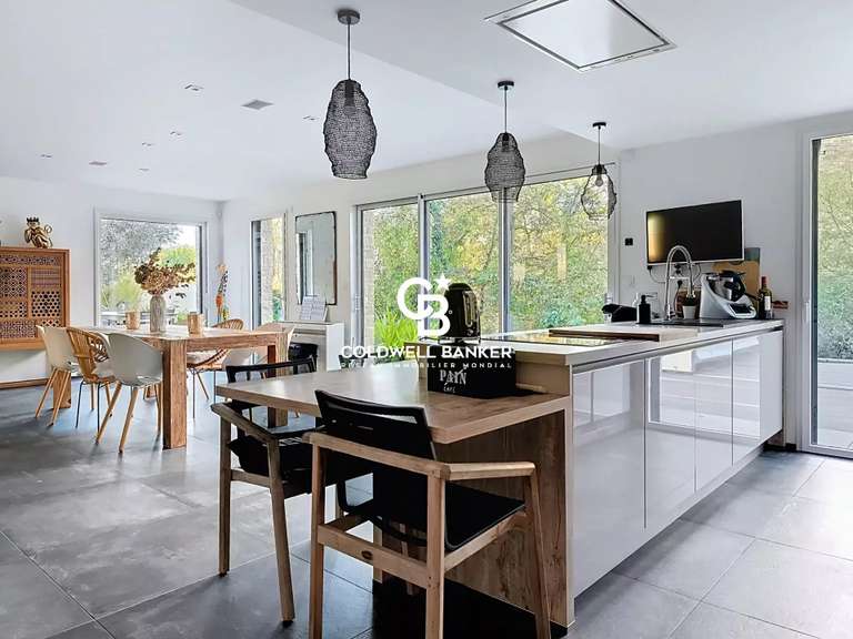 Maison Talmont-Saint-Hilaire - 4 chambres - 189m²