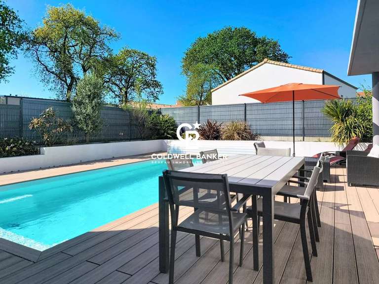 Maison Talmont-Saint-Hilaire - 3 chambres - 132m²