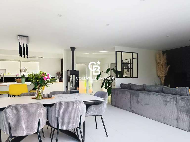 Maison Talmont-Saint-Hilaire - 3 chambres - 245m²