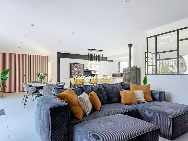 Maison Talmont-Saint-Hilaire - 3 chambres - 245m²