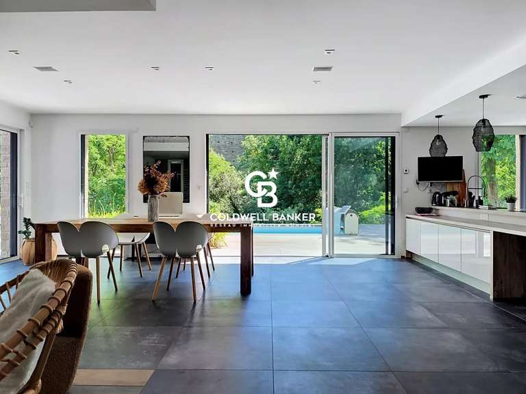 Maison Talmont-Saint-Hilaire - 4 chambres - 189m²