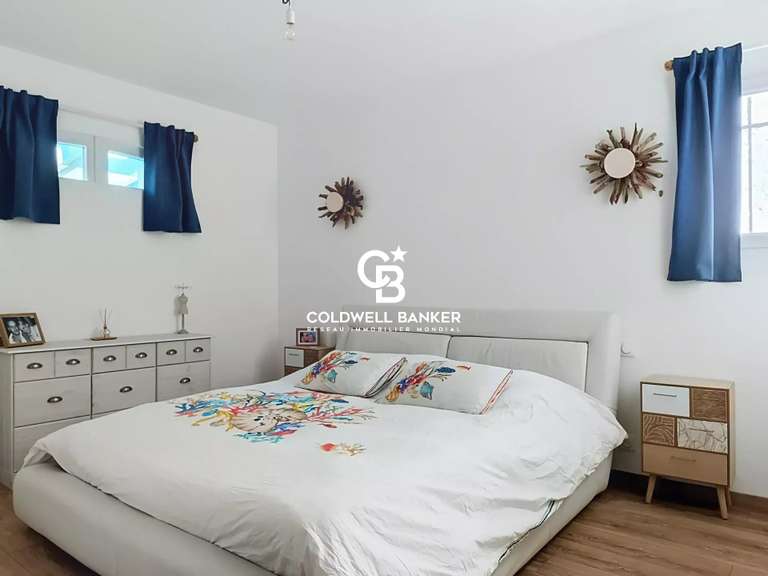 Maison Talmont-Saint-Hilaire - 4 chambres - 214m²
