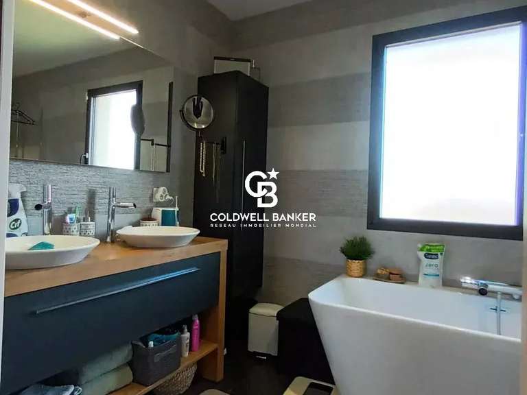 Maison Talmont-Saint-Hilaire - 4 chambres - 178m²