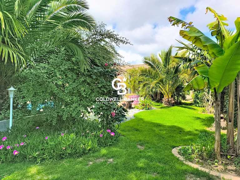 Maison Talmont-Saint-Hilaire - 3 chambres - 145m²