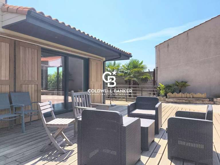 Maison Talmont-Saint-Hilaire - 5 chambres - 170m²
