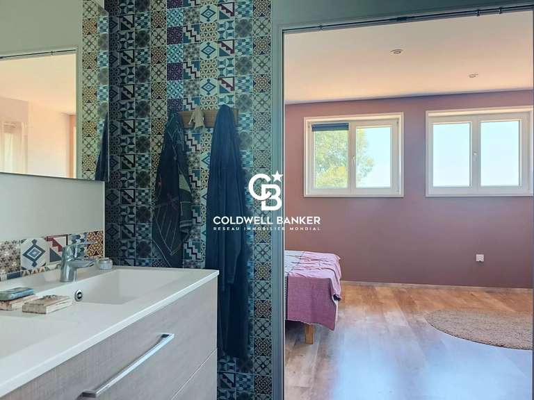 Maison Talmont-Saint-Hilaire - 5 chambres - 170m²