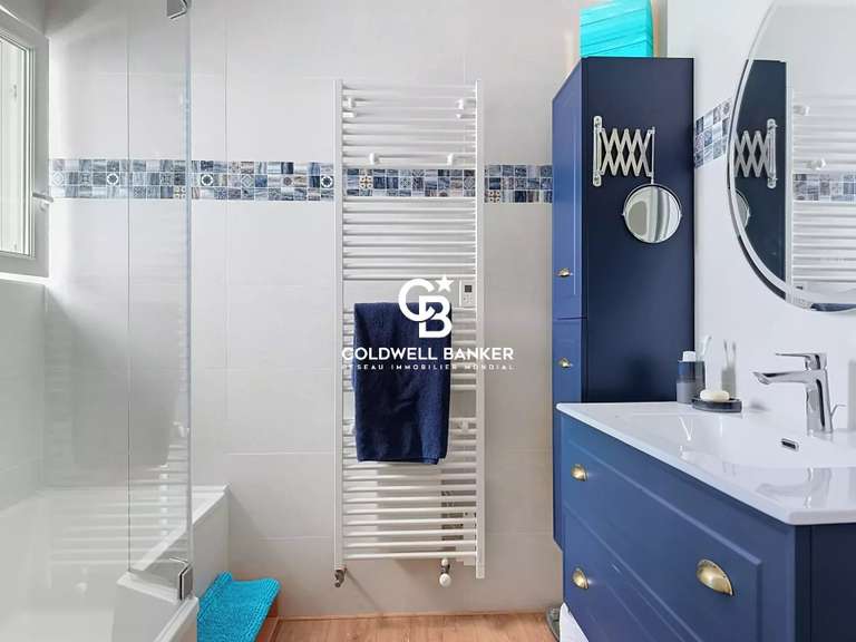 Maison Talmont-Saint-Hilaire - 4 chambres - 214m²