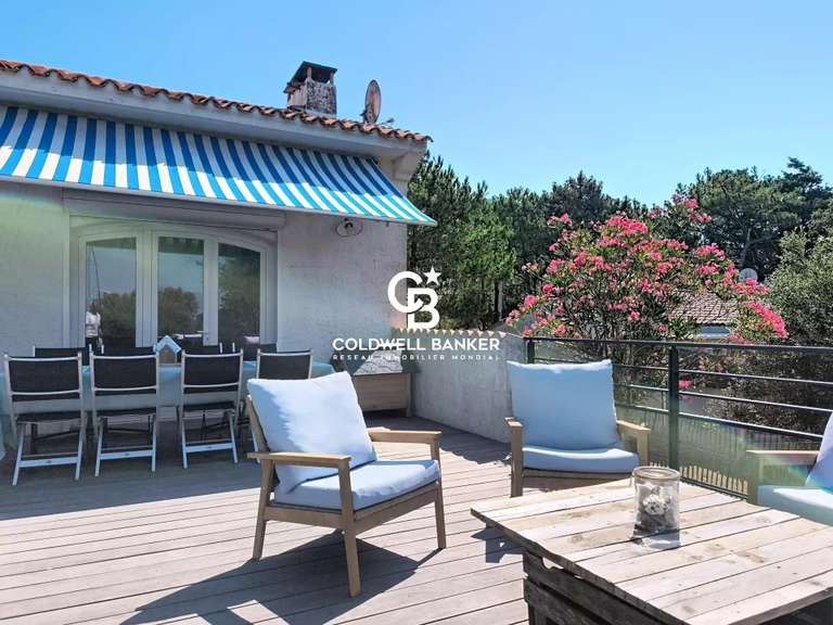 Maison Talmont-Saint-Hilaire - 4 chambres - 214m²