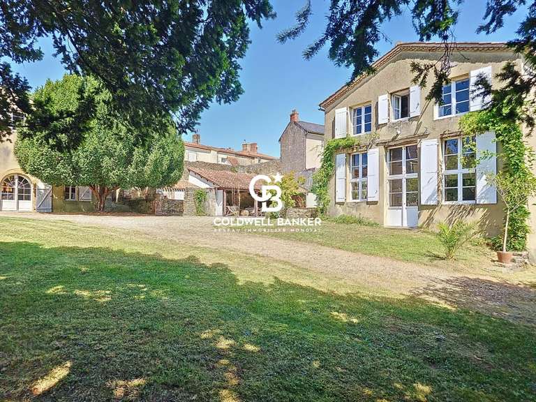 House Talmont-Saint-Hilaire - 12 bedrooms - 700m²