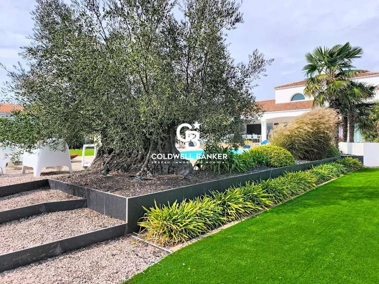 Maison Talmont-Saint-Hilaire - 4 chambres - 214m²