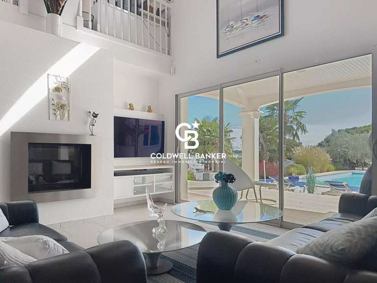 Maison Talmont-Saint-Hilaire - 4 chambres - 214m²