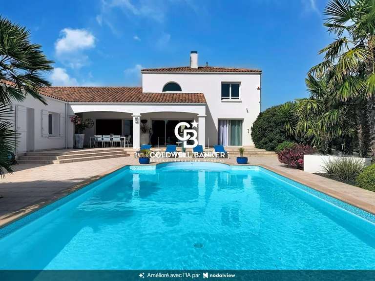 Maison Talmont-Saint-Hilaire - 4 chambres - 214m²