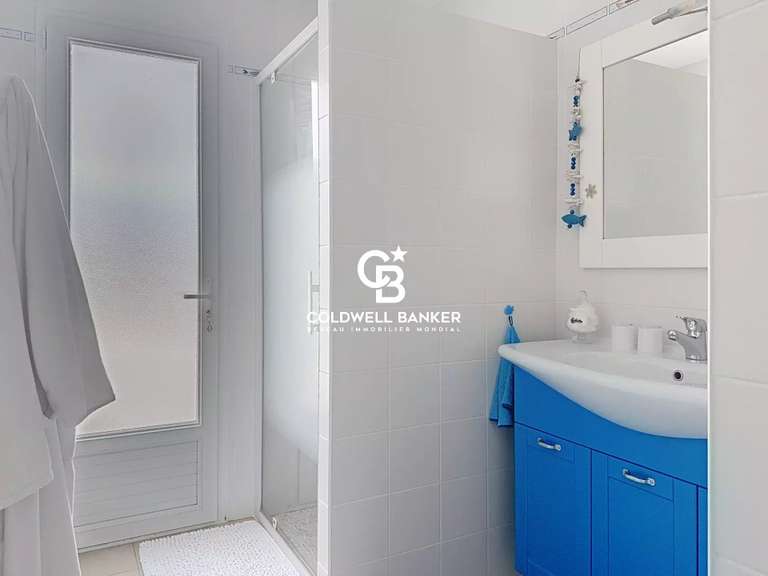 Maison Talmont-Saint-Hilaire - 4 chambres - 214m²