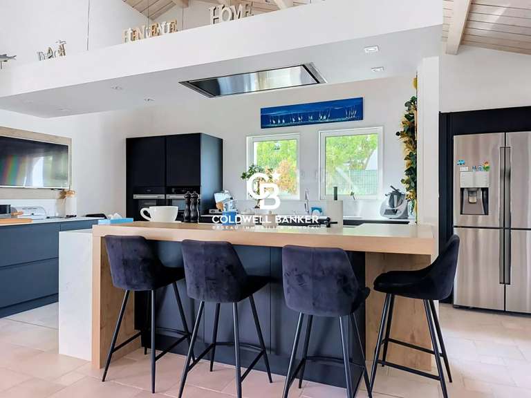 Maison Talmont-Saint-Hilaire - 4 chambres - 214m²