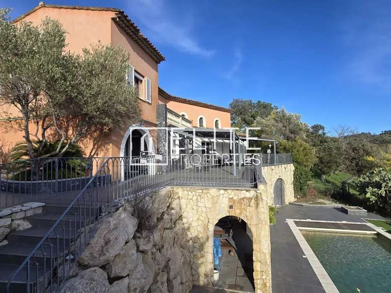 Maison Tanneron - 5 chambres - 218m²