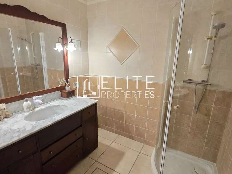 Maison Tanneron - 5 chambres - 218m²