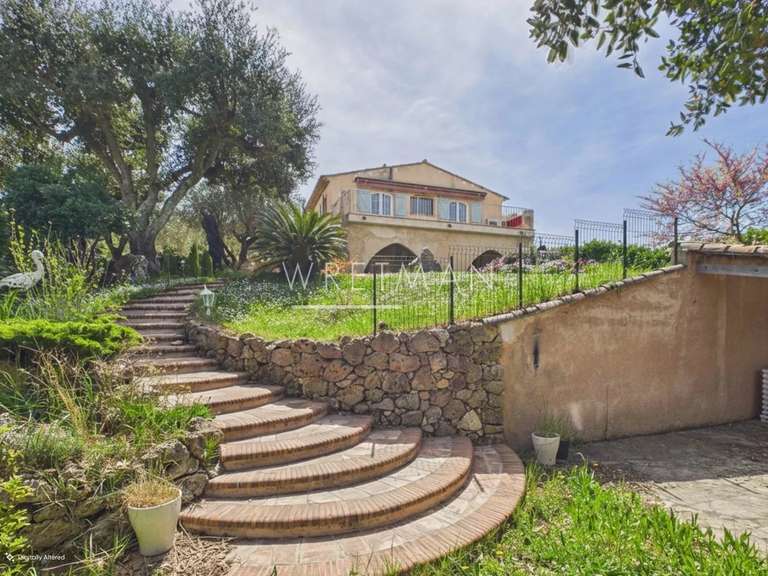House Tanneron - 4 bedrooms - 251m²
