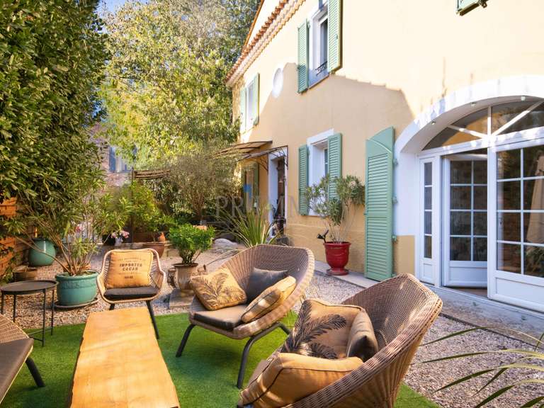 House Taradeau - 4 bedrooms - 200m²