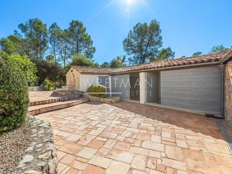 Propriété Taradeau - 5 chambres - 340m²