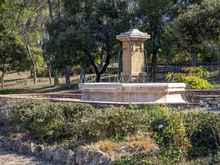 Propriété Taradeau - 5 chambres - 340m²