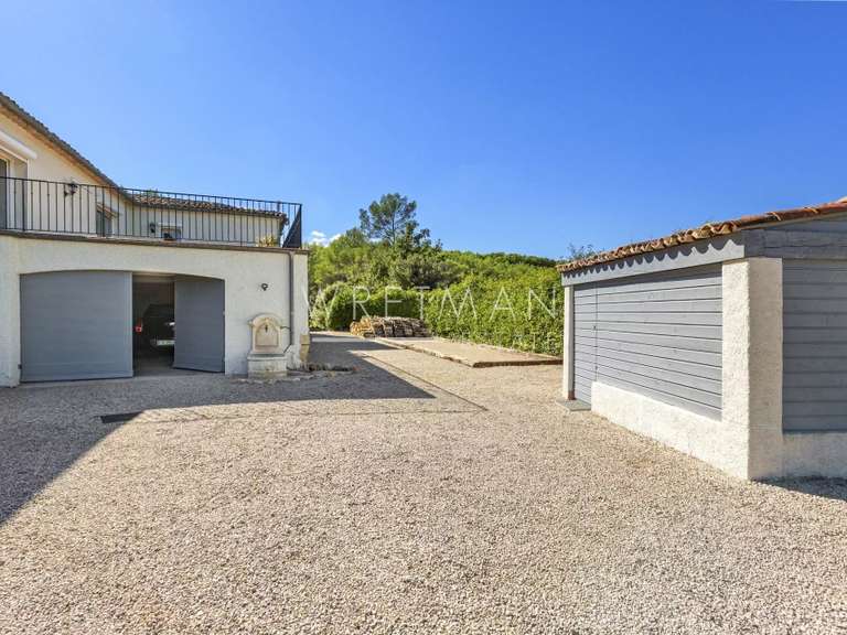 Propriété Taradeau - 5 chambres - 340m²