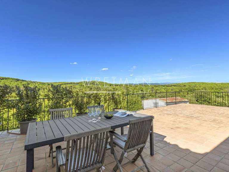 Propriété Taradeau - 5 chambres - 340m²