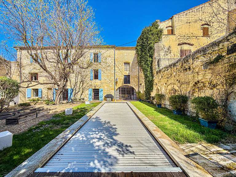 Maison Tarascon - 7 chambres - 400m²