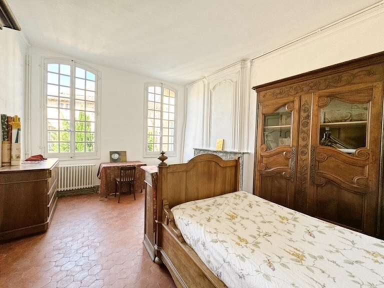 Propriété Tarascon - 6 chambres - 250m²