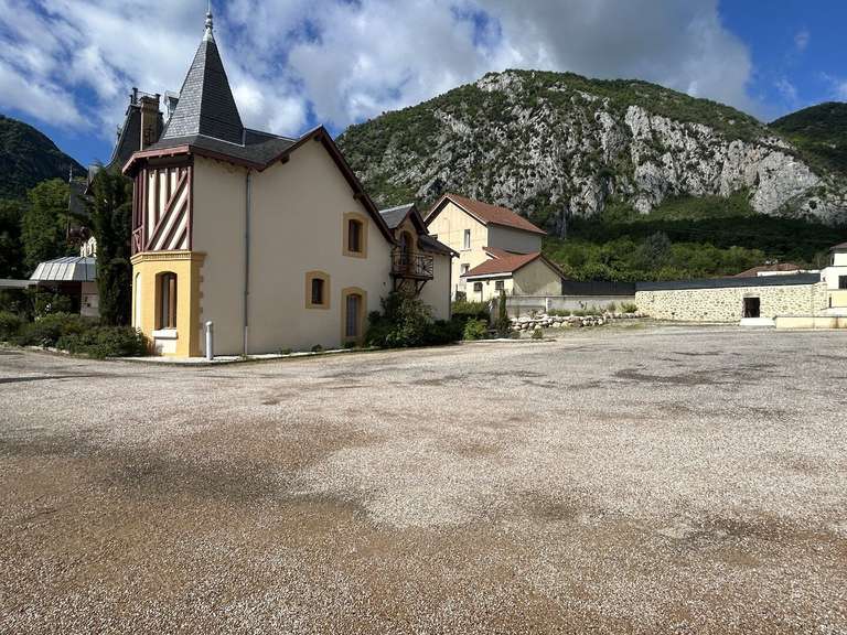 Manoir Tarascon-sur-Ariège - 14 chambres - 1000m²