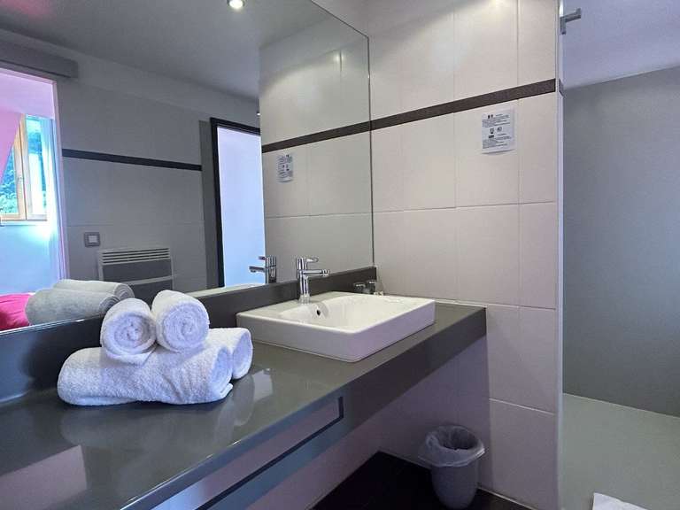 Manoir Tarascon-sur-Ariège - 14 chambres - 1000m²