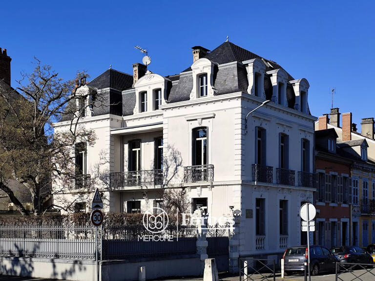Maison Tarbes - 5 chambres - 274m²