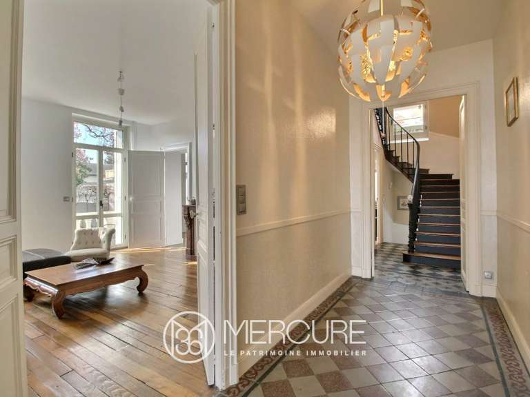 Maison Tarbes - 5 chambres - 274m²