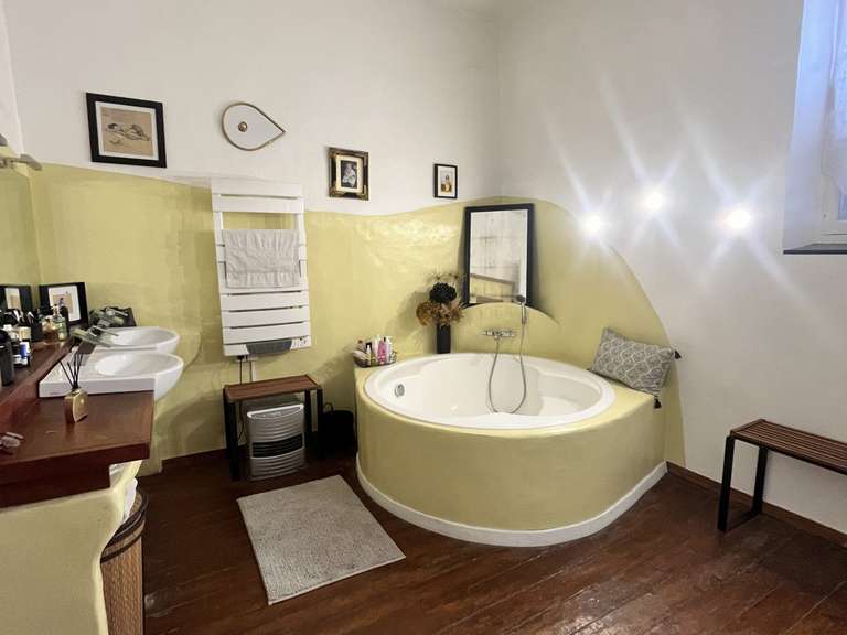 Maison Targon - 6 chambres - 323m²