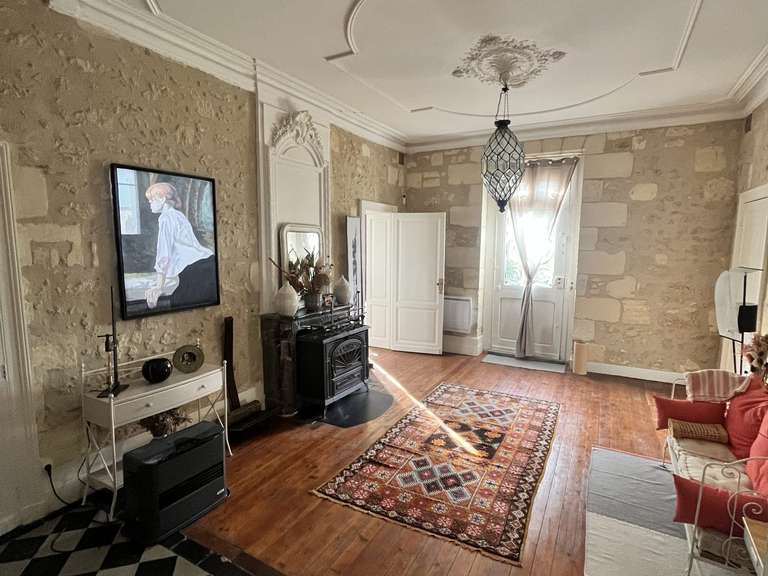 Maison Targon - 6 chambres - 323m²