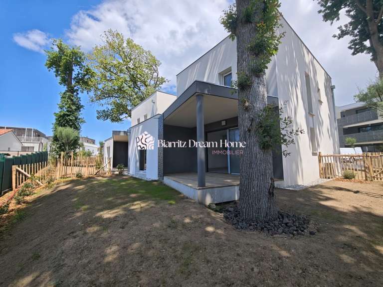 Maison Tarnos - 4 chambres - 106m²