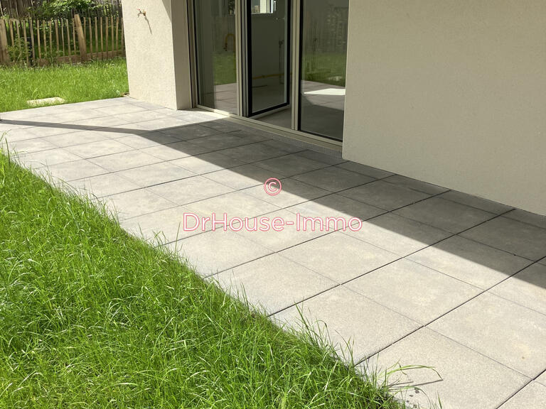 Appartement Tassin-la-Demi-Lune - 4 chambres - 108m²