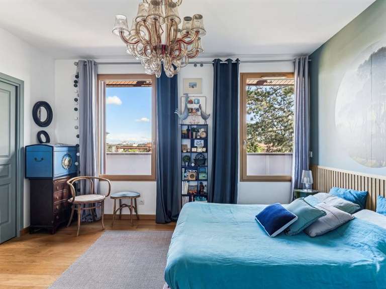 Apartment Tassin-la-Demi-Lune - 4 bedrooms - 177m²