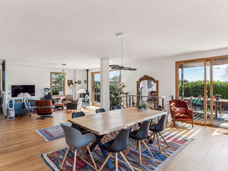 Apartment Tassin-la-Demi-Lune - 4 bedrooms - 177m²
