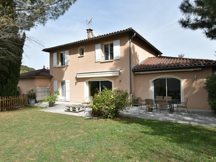 Sale House Tassin-la-Demi-Lune - 4 bedrooms