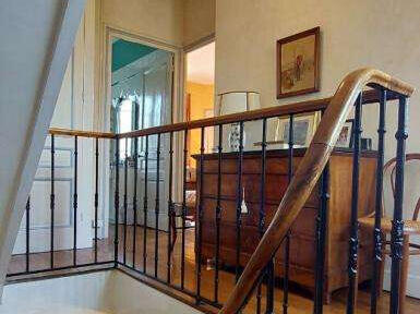 House Tassin-la-Demi-Lune - 4 bedrooms
