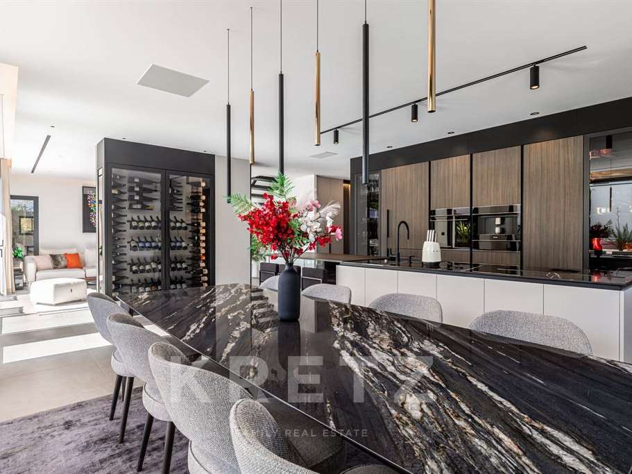 Maison Tassin-la-Demi-Lune