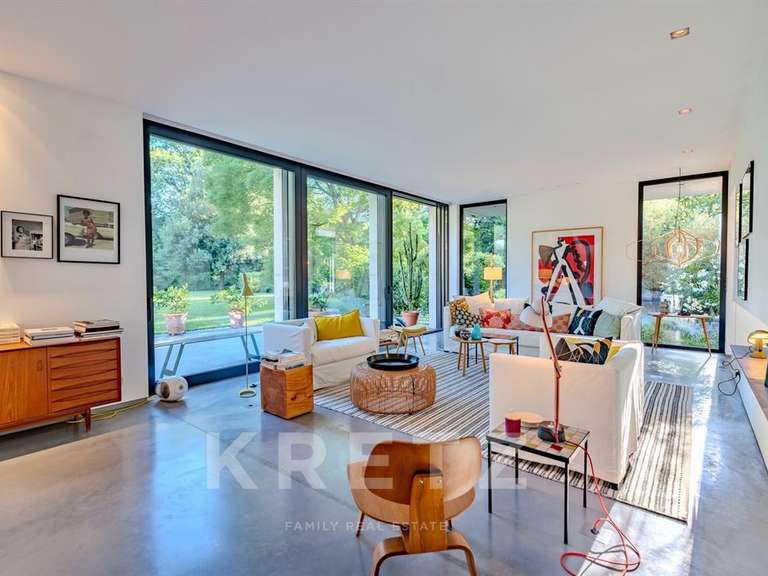 Maison Tassin-la-Demi-Lune - 5 chambres - 931m²