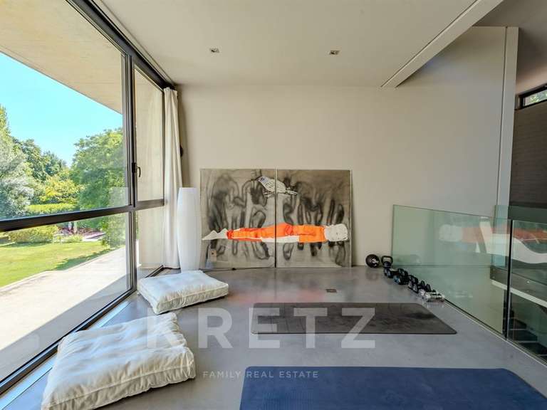 Maison Tassin-la-Demi-Lune - 5 chambres - 931m²