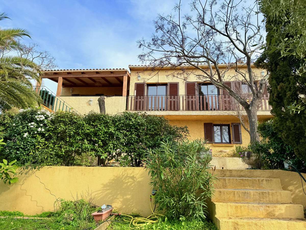 Maison Tavaco