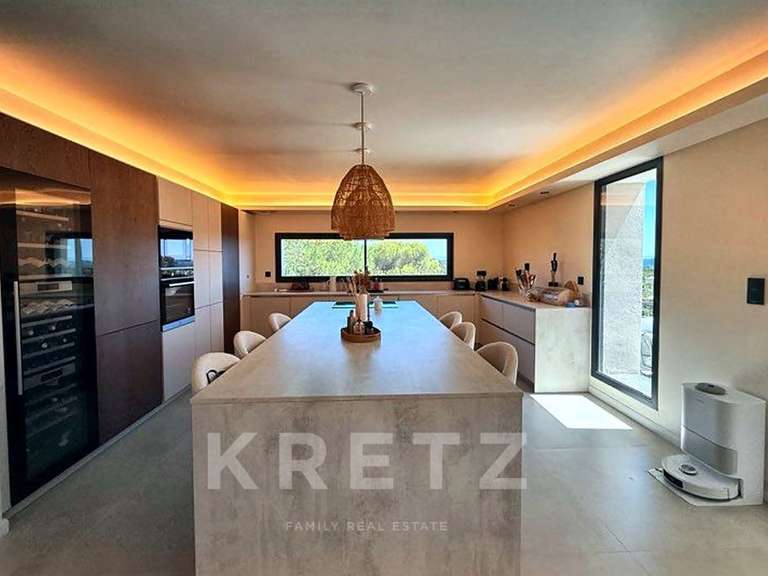 Maison Tavel - 4 chambres - 199m²