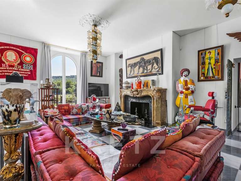 Maison Tavernes - 4 chambres - 665m²