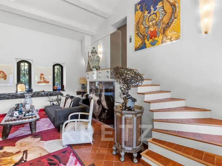 Maison Tavernes - 4 chambres - 665m²